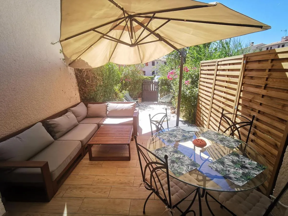La Terrasse Ensoleillee De Sausset : Le Citronnier Apartment  Sausset-les-Pins